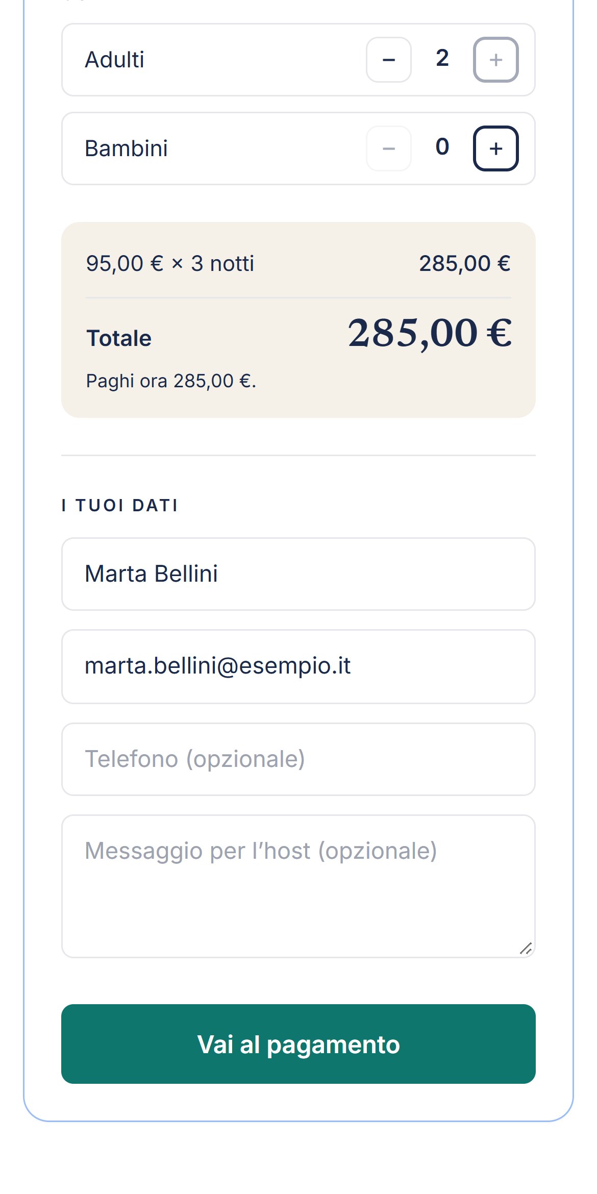 Il riepilogo con il totale e il bottone per pagare, su telefono